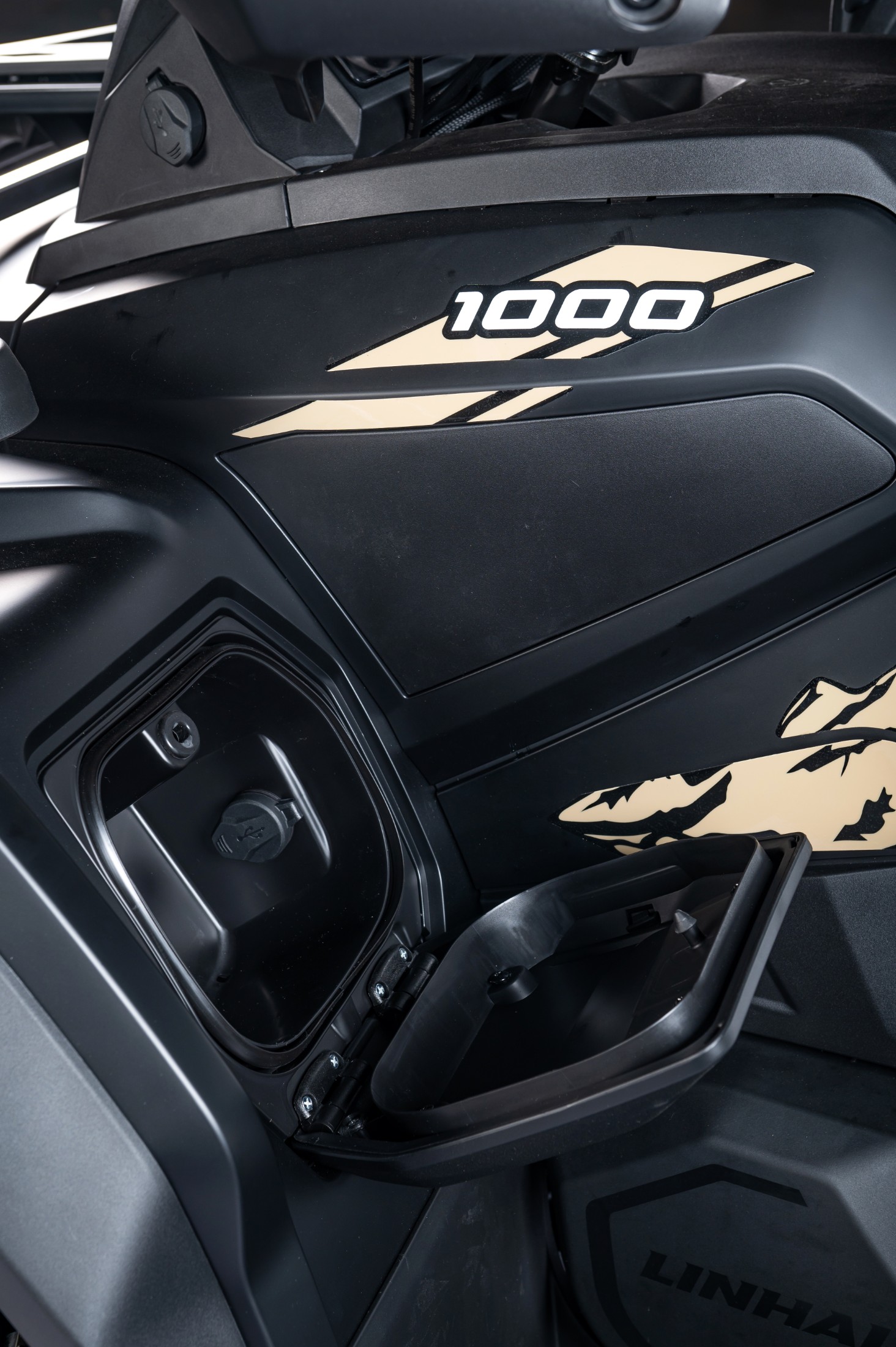 Linhai 1000 Landforce ATV detail 8