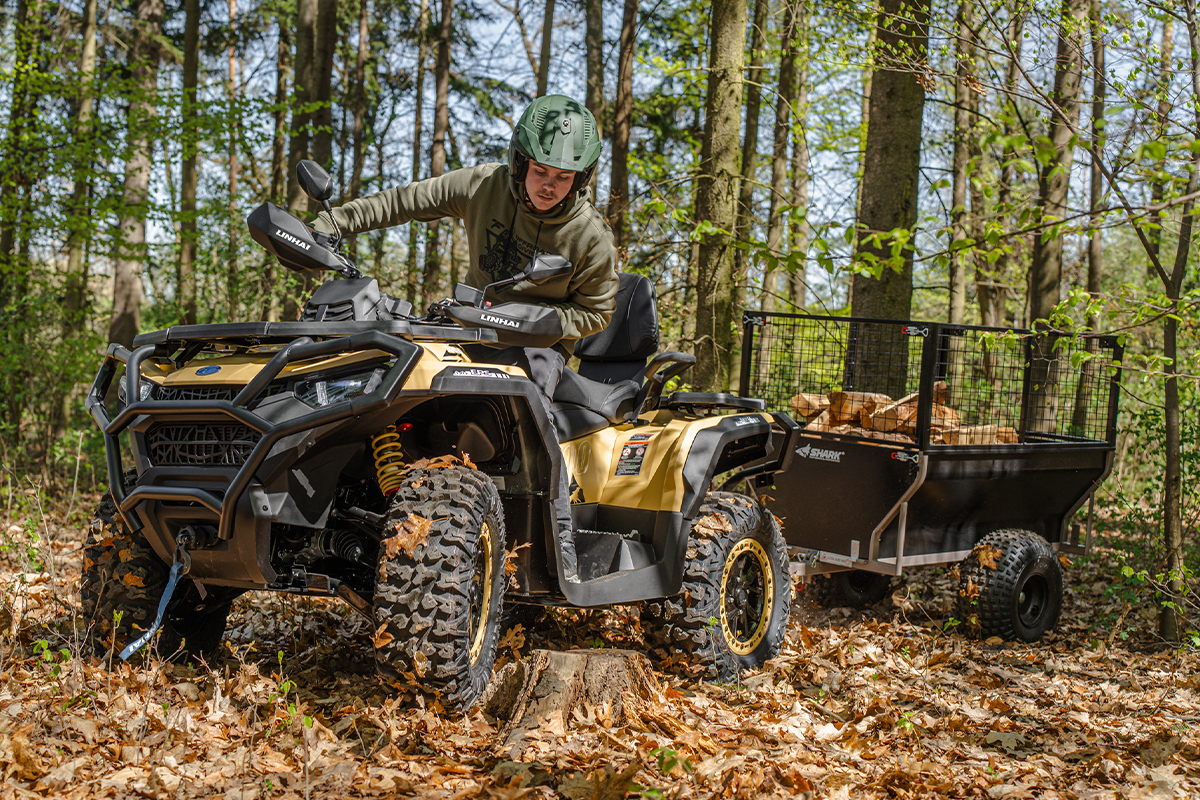 gal-landforce-1000l-eps-lifestyle-05-1200x800